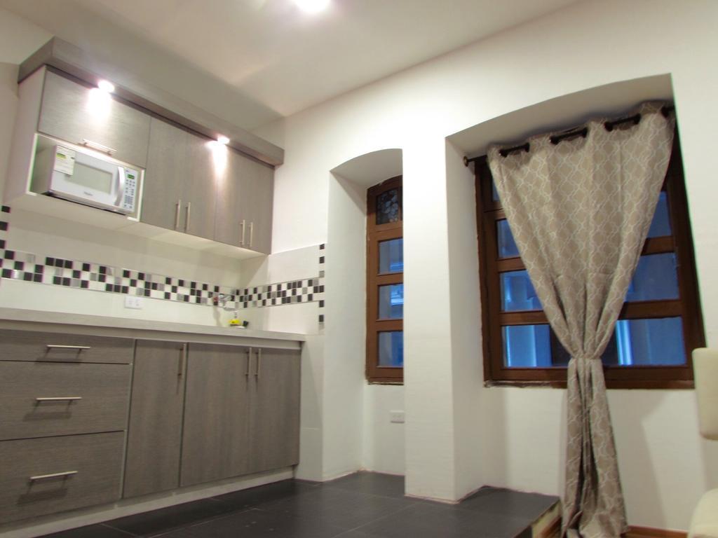 San Blas House & Suites Quito Exterior photo