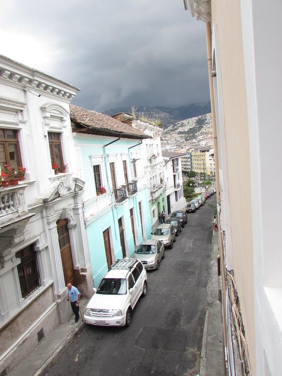 San Blas House & Suites Quito Exterior photo